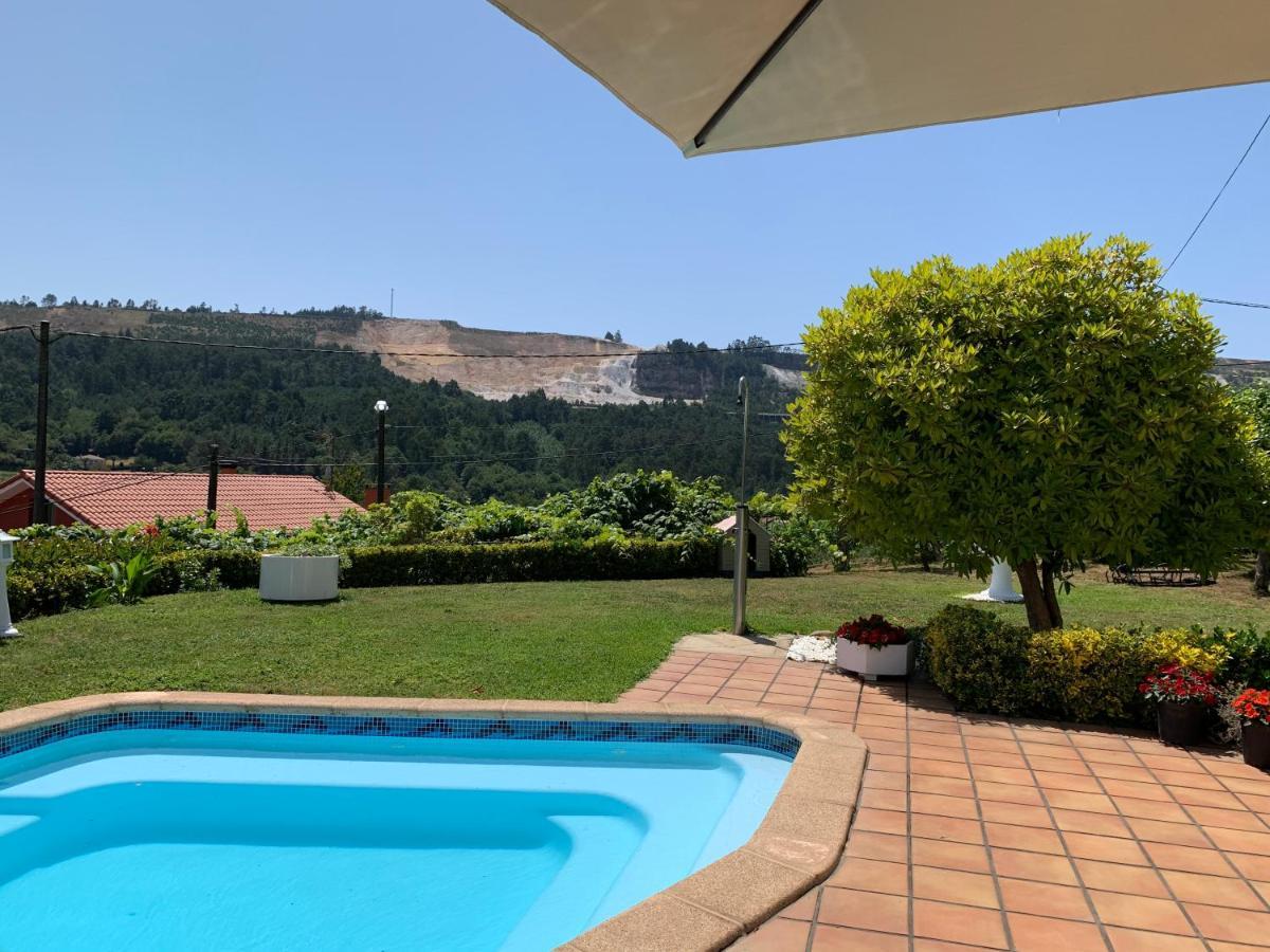 Ferienhaus Casa Tarrio Con Piscina - Santiago De Compostela Boqueixon